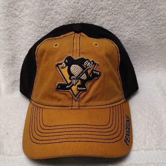 CCM Pittsburgh Penguins Sliderback Destructed Hat - New - Picture 1 of 9